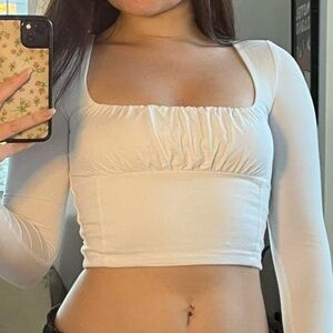 Wilfred White Long Sleeve Crop Top